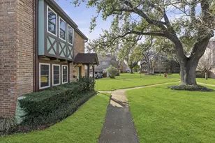 10556 Hammerly Blvd, Houston, TX 77043 - Photo 28
