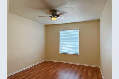 9106 S Ferndale Place Drive, Houston, TX 77064 - Photo 32