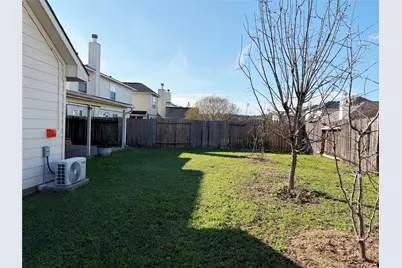 9106 S Ferndale Place Drive, Houston, TX 77064 - Photo 46