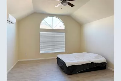 9106 S Ferndale Place Drive, Houston, TX 77064 - Photo 10