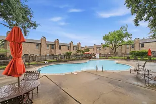 9850 Pagewood Ln, Houston, TX 77042 - Photo 26