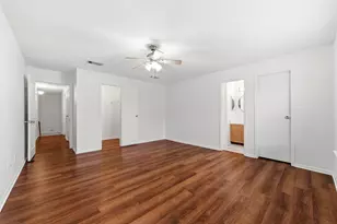 9850 Pagewood Ln, Houston, TX 77042 - Photo 24
