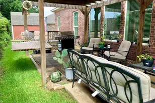 13606 Cotton Ct, Mont Belvieu, TX 77523 - Photo 10
