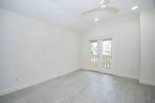 422 Mignon Ln, Houston, TX 77024 - Photo 26