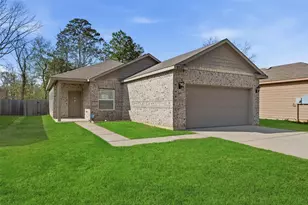 1204 Parkhurst Ave, Cleveland, TX 77327 - Photo 2