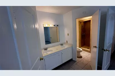 9090 S Braeswood Boulevard #89, Houston, TX 77074 - Photo 30