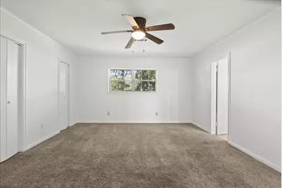 105 Alice Street, Anahuac, TX 77514 - Photo 12