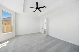 3013 Gleason Ter Ln, Texas City, TX 77568 - Photo 8