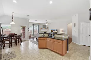 2821 Chinaberry Park Ln, League City, TX 77573 - Photo 22