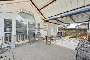 10602 Eagle Ct, Baytown, TX 77523 - Photo 22