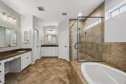 30 Saint Simons Court, Sugar Land, TX 77479 - Photo 16