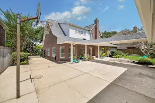 30 St Simons Ct, Sugar Land, TX 77479 - Photo 26