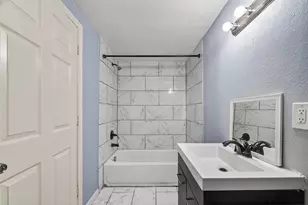6022 Lyndhurst Dr, Houston, TX 77033 - Photo 12
