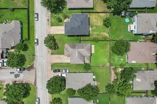 3807 Meadow View Dr, College Station, TX 77845 - Photo 18