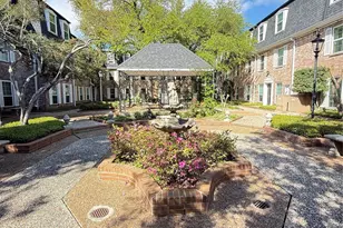 357 N Post Oak Ln, Houston, TX 77024 - Photo 6