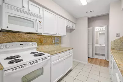 1112 Bering Drive #68, Houston, TX 77057 - Photo 16