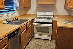 1351 Coleman Boylan Dr, League City, TX 77573 - Photo 4