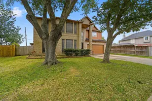 1351 Coleman Boylan Dr, League City, TX 77573 - Photo 2