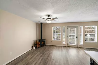 4917 Louise Street, Seabrook, TX 77586 - Photo 8