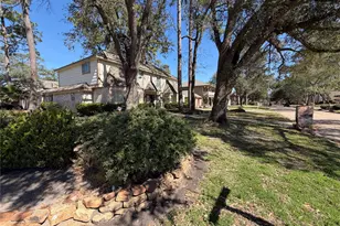 5622 Green Springs Dr, Houston, TX 77066 - Photo 2