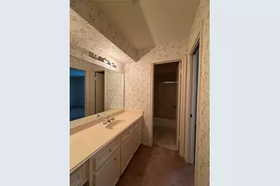 5622 Green Springs Drive, Houston, TX 77066 - Photo 12