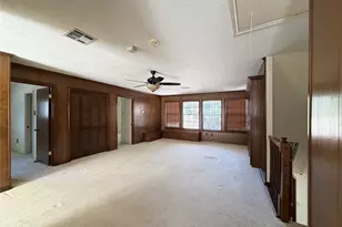 5622 Green Springs Dr, Houston, TX 77066 - Photo 14