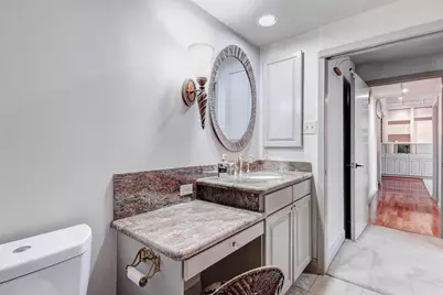 49 Briar Hollow Lane #1801, Houston, TX 77027 - Photo 30