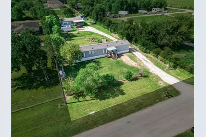 626 S Paloma Drive, Rosharon, TX 77583 - Photo 1