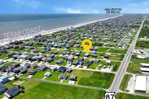 979 Fisherman Dr S, Crystal Beach, TX 77650 - Photo 2