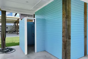 979 Fisherman Dr S, Crystal Beach, TX 77650 - Photo 26