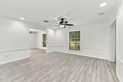 2711 Williamsburg Drive, Dickinson, TX 77539 - Photo 36
