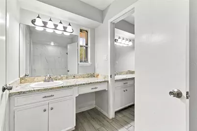 2711 Williamsburg Drive, Dickinson, TX 77539 - Photo 20