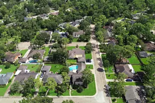 2711 Williamsburg Dr, Dickinson, TX 77539 - Photo 14