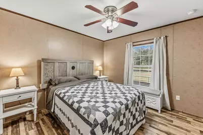 61 Kathryn Drive, Huntsville, TX 77320 - Photo 18