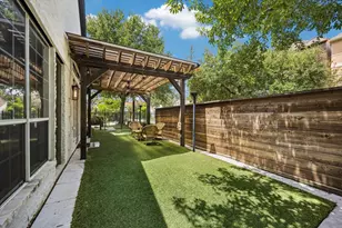 234 Malone St, Houston, TX 77007 - Photo 2