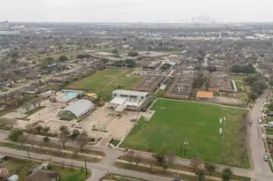 8651 Flossie Mae St, Houston, TX 77029 - Photo 46