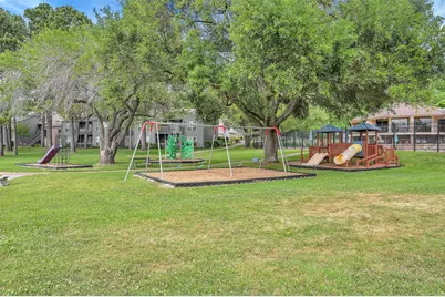 15658 Corinthian Way, Willis, TX 77318 - Photo 40