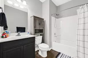 13434 Treshill Ct, Houston, TX 77049 - Photo 18
