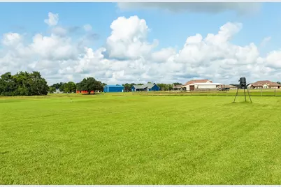 1428 Palamino Trail, Angleton, TX 77515 - Photo 38