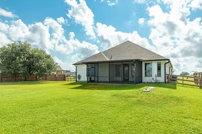 1428 Palamino Trail, Angleton, TX 77515 - Photo 34