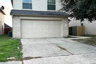 835 Darbydale Crossing Ln, Houston, TX 77090 - Photo 1