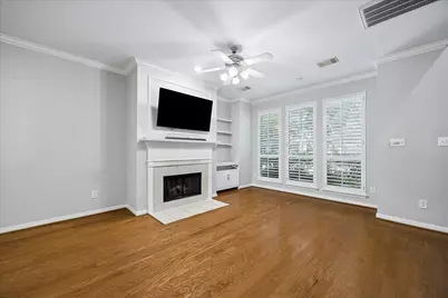 811 W Heights Hollow Lane, Houston, TX 77007 - Photo 4