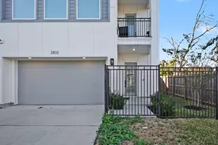2802 Tierwester St, Houston, TX 77004 - Photo 2