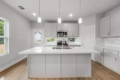 1222 E 33rd Street, Houston, TX 77022 - Photo 6