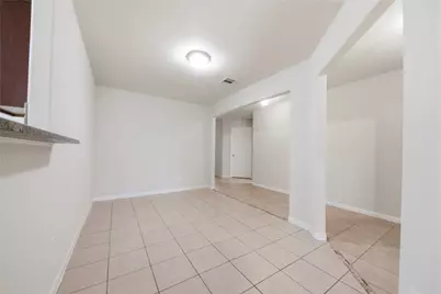 9438 Sapphire Creek Lane, Rosharon, TX 77583 - Photo 14
