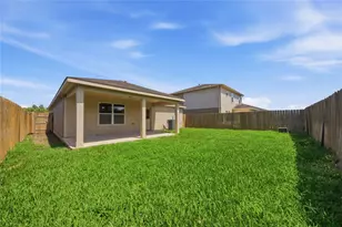 9438 Sapphire Crk Ln, Rosharon, TX 77583 - Photo 32