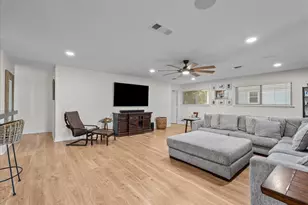 23 Harbor Ln, Kemah, TX 77565 - Photo 12
