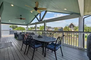 23 Harbor Ln, Kemah, TX 77565 - Photo 6