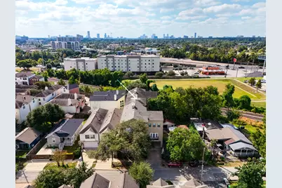 5841 Darling Street #C, Houston, TX 77007 - Photo 46