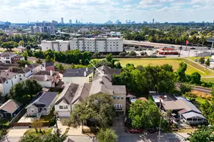 5841 Darling St, Houston, TX 77007 - Photo 46